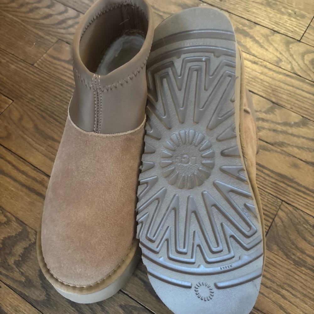 Ugg Mini Dipper Platform Pull On Chestnut Boots N… - image 6